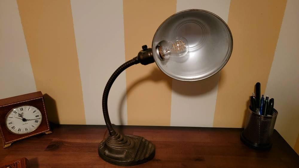 Vintage Eagle brand art deco Desk Lamp, circa 1930s